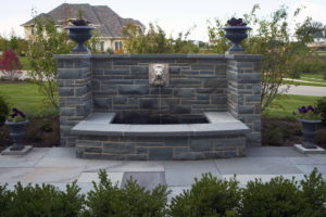 retaining-wall-stone-fountain