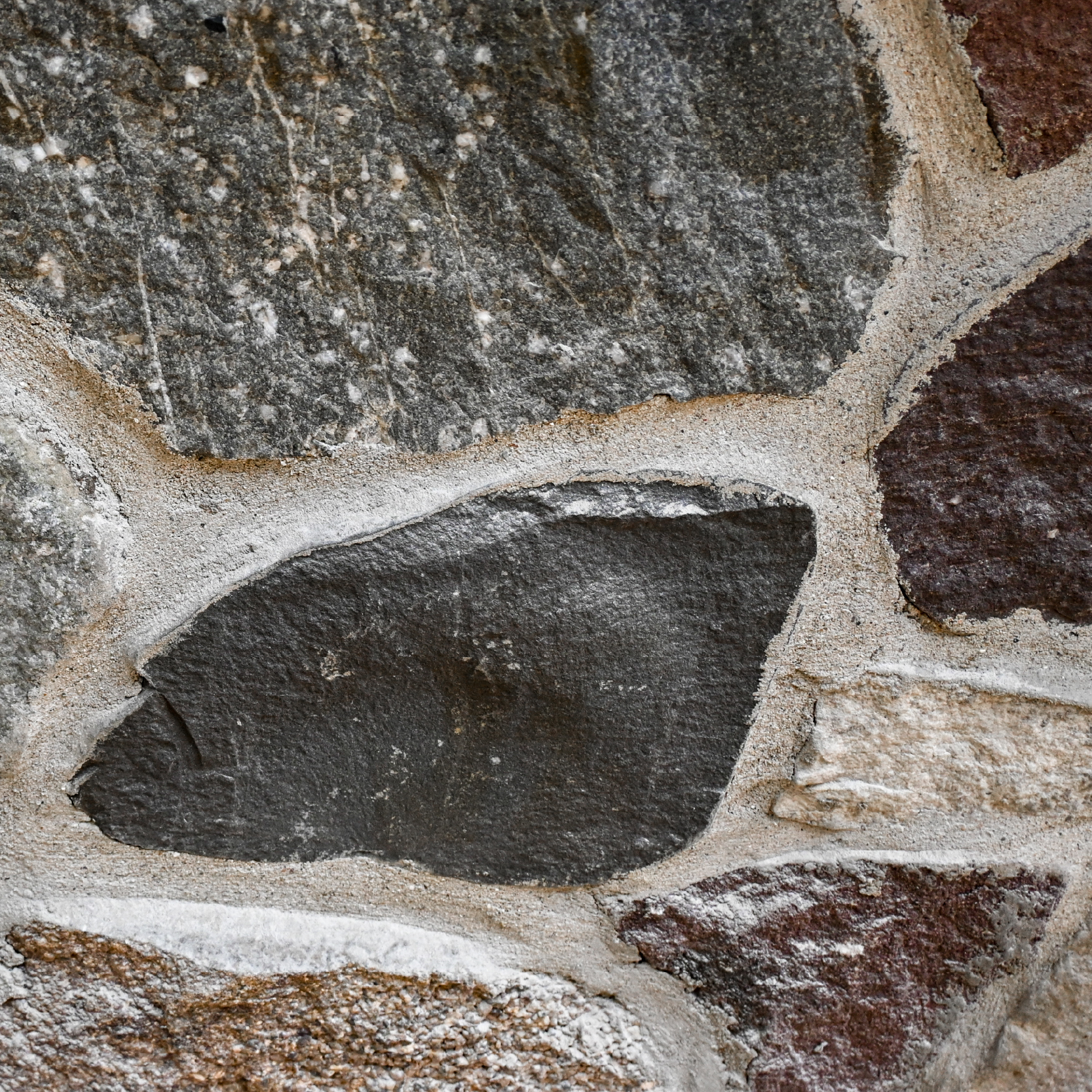 Pocono Split Cobble Natural Thinstone Pocono Split Cobble Natural Thinstone